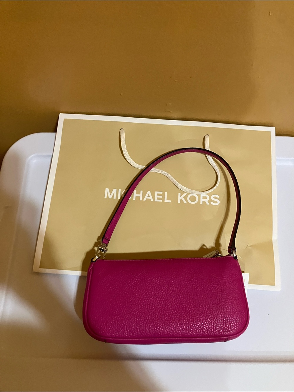 Michael Kors  ZOE SM Conv Wildberry Pebble Leather Pouchette Pocket Shoulder Bag - Picture 3 of 7